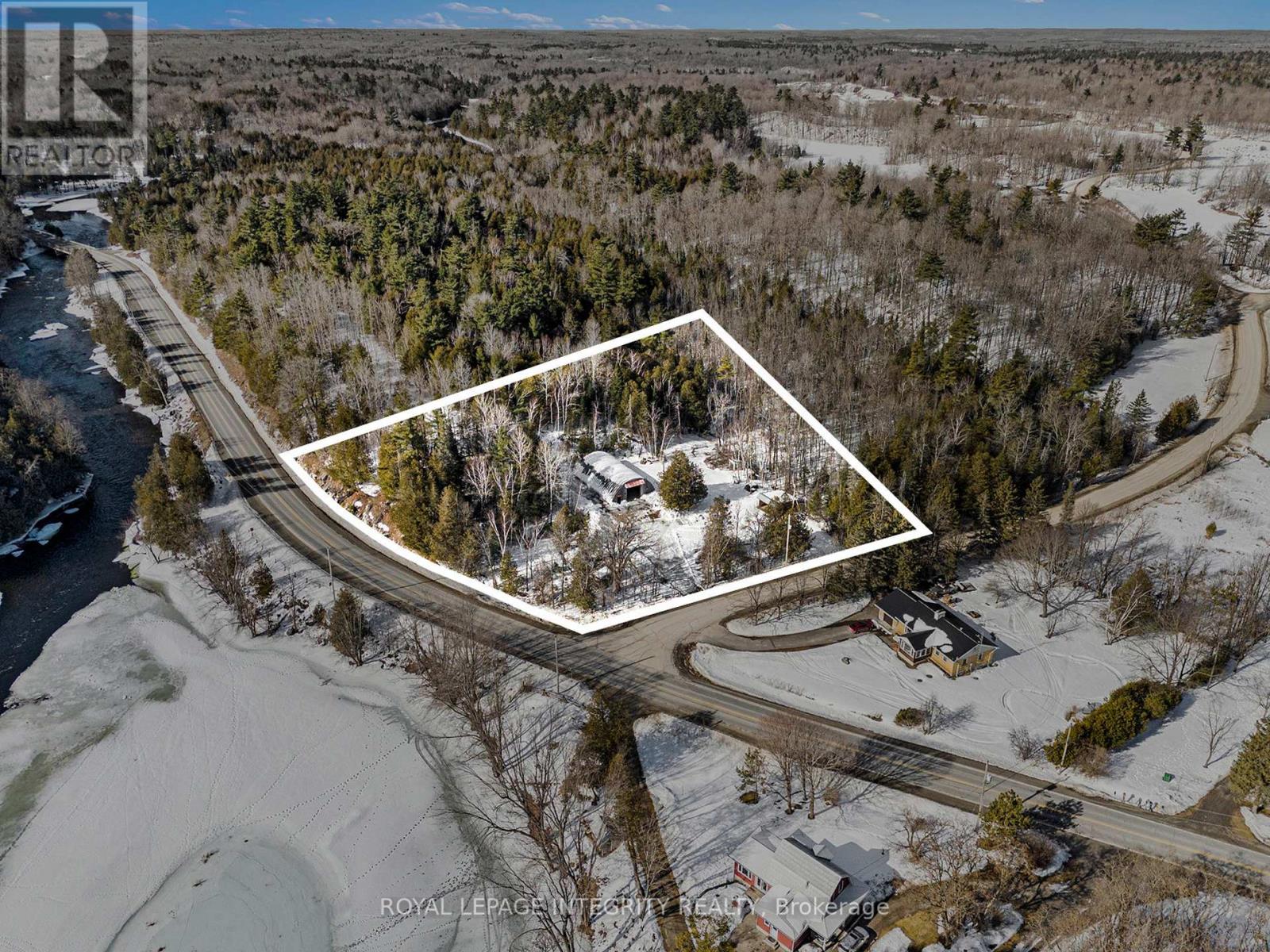 109 Iron Mine Road, Tay Valley, Ontario  K0G 1K0 - Photo 15 - X12424147