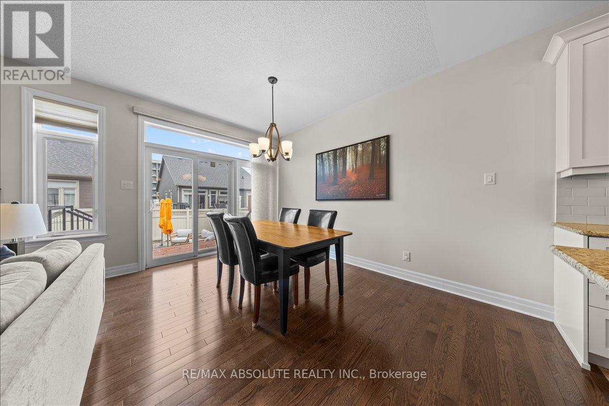 116 Elfin Grove, Ottawa, Ontario  K2V 0B7 - Photo 10 - X12424192
