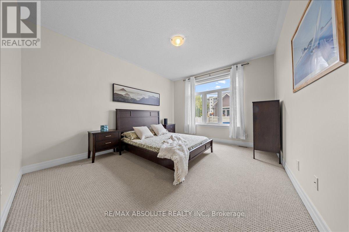 116 Elfin Grove, Ottawa, Ontario  K2V 0B7 - Photo 17 - X12424192