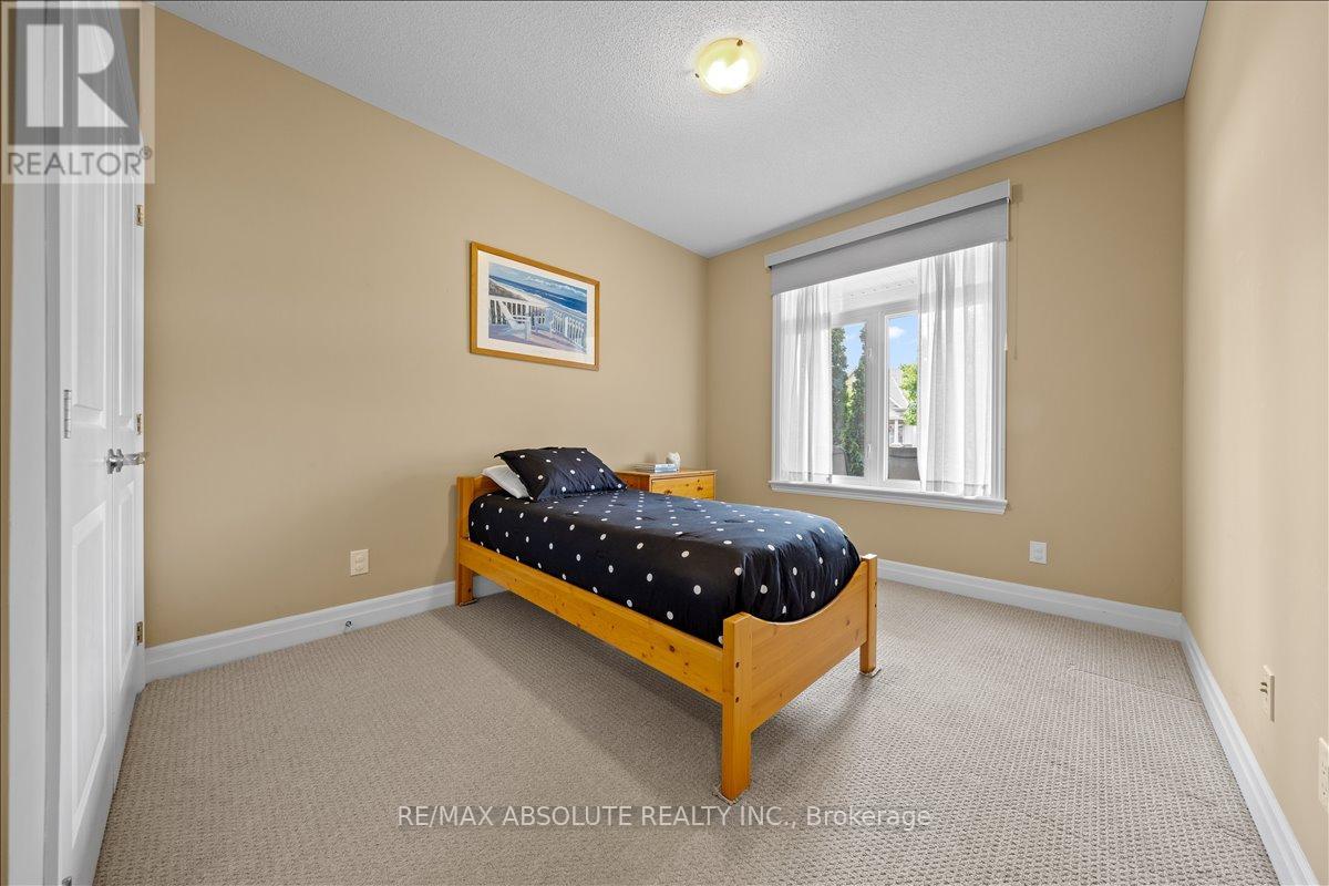 116 Elfin Grove, Ottawa, Ontario  K2V 0B7 - Photo 21 - X12424192