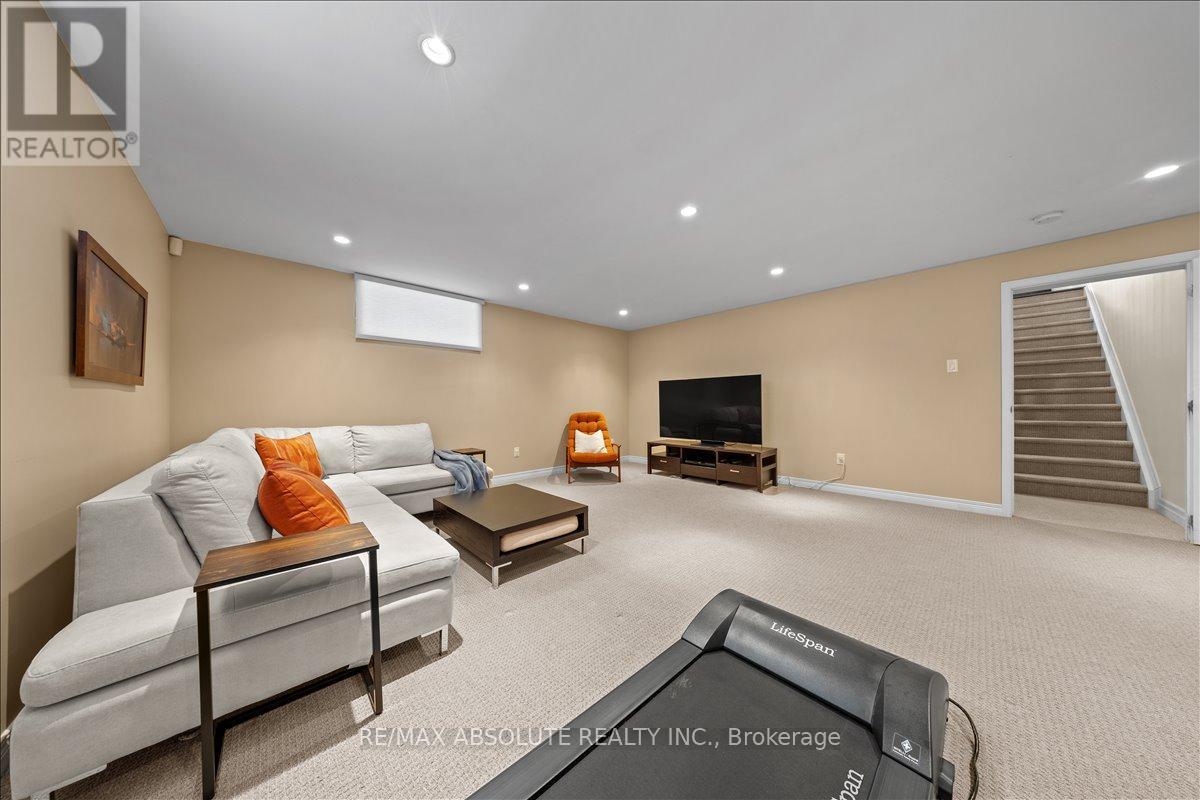 116 Elfin Grove, Ottawa, Ontario  K2V 0B7 - Photo 25 - X12424192