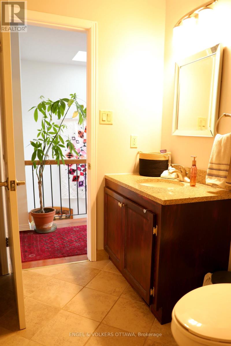 119 Percy Street, Ottawa, Ontario  K1R 6C6 - Photo 16 - X12424197