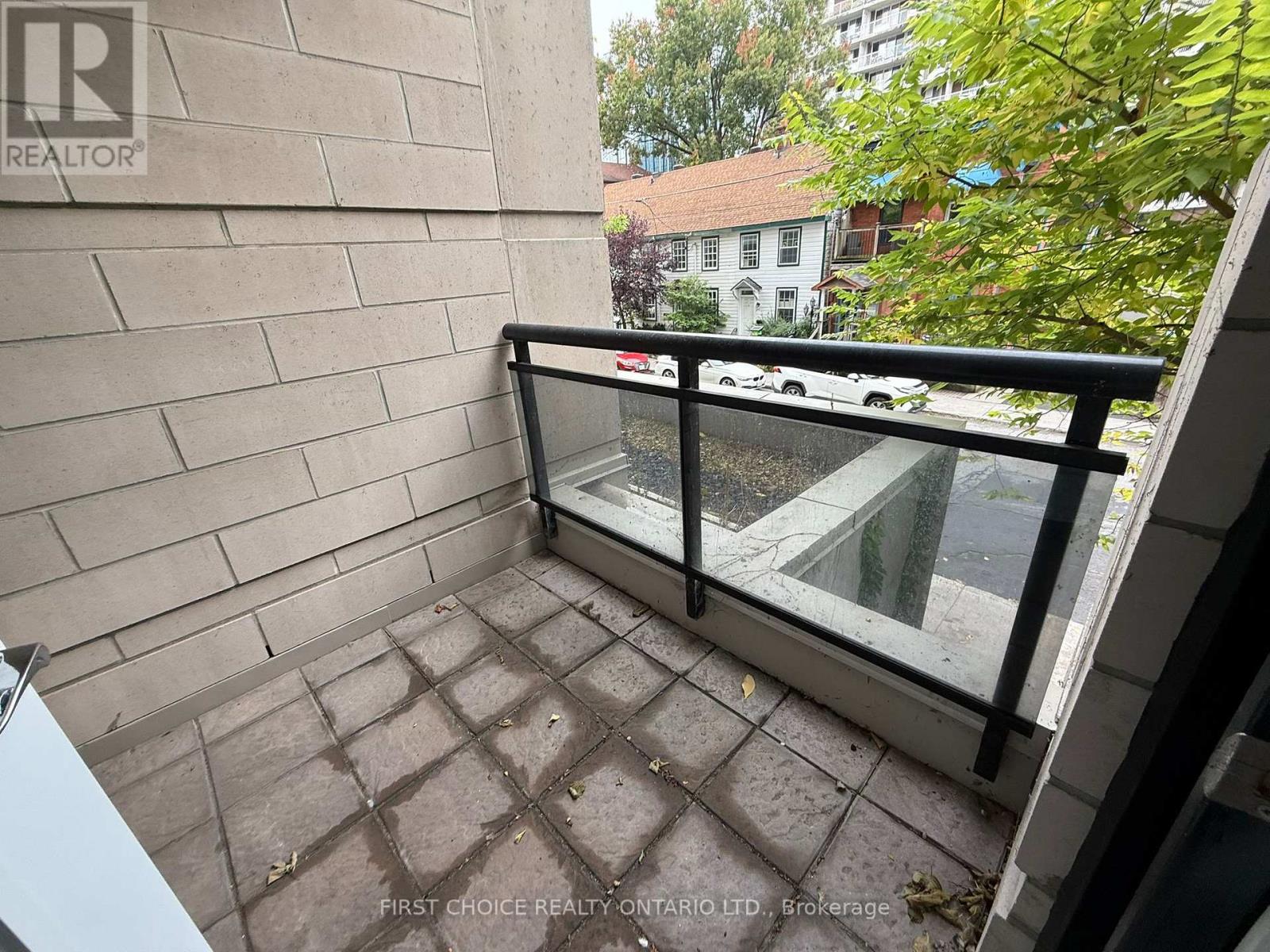 207 - 235 Kent Street, Ottawa, Ontario  K2P 0A5 - Photo 11 - X12424260
