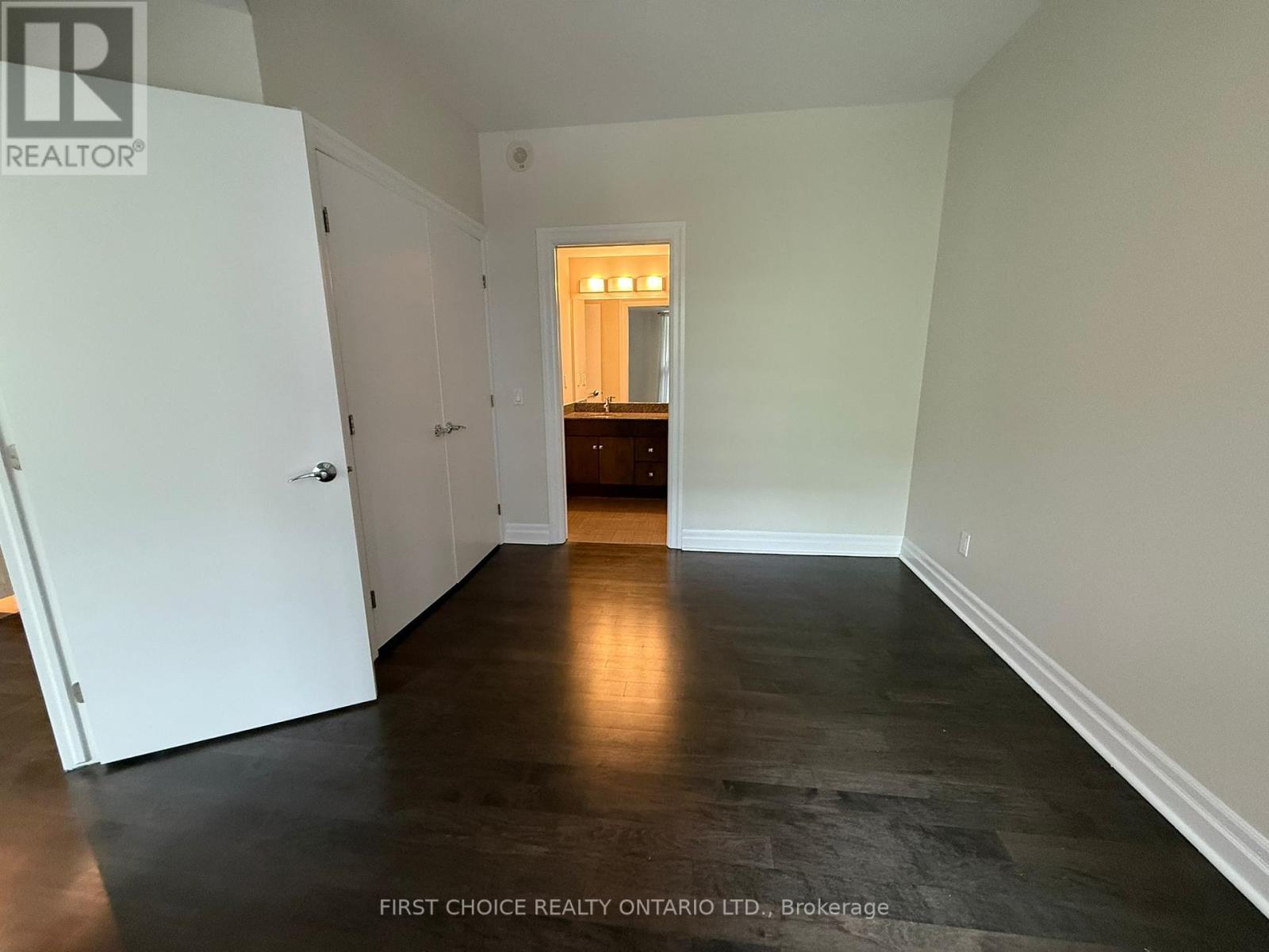 207 - 235 Kent Street, Ottawa, Ontario  K2P 0A5 - Photo 13 - X12424260