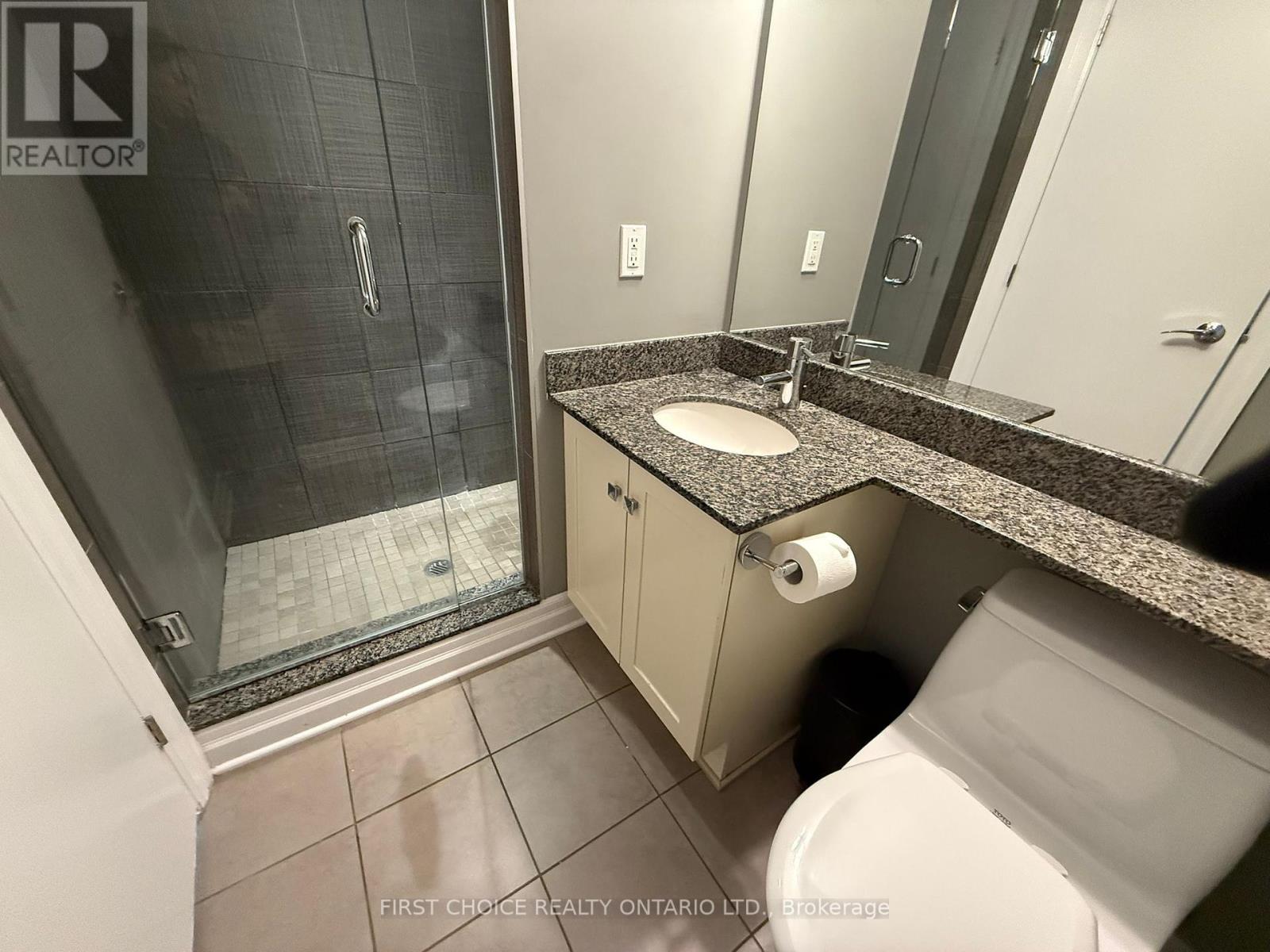 207 - 235 Kent Street, Ottawa, Ontario  K2P 0A5 - Photo 14 - X12424260