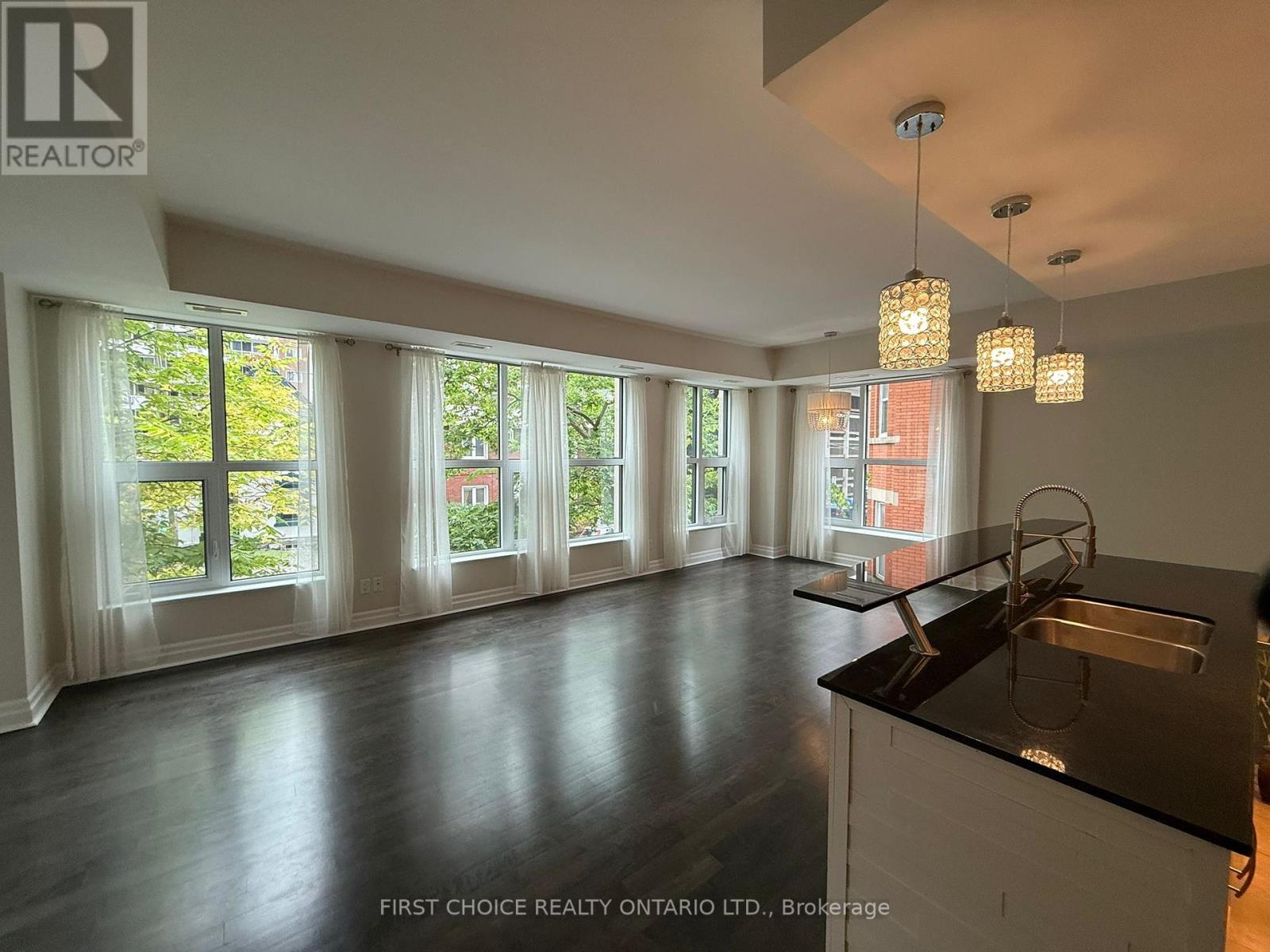 207 - 235 Kent Street, Ottawa, Ontario  K2P 0A5 - Photo 5 - X12424260