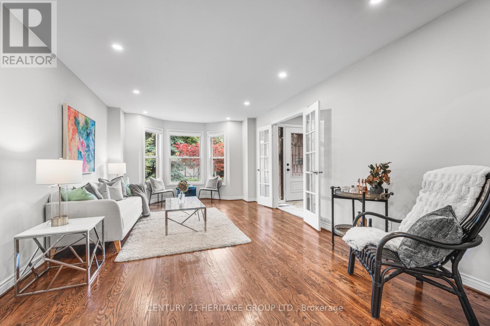 16 WAINWRIGHT AVENUE, Richmond Hill, Ontario