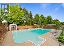 35 BENVILLE CRESCENT, Richmond Hill, Ontario