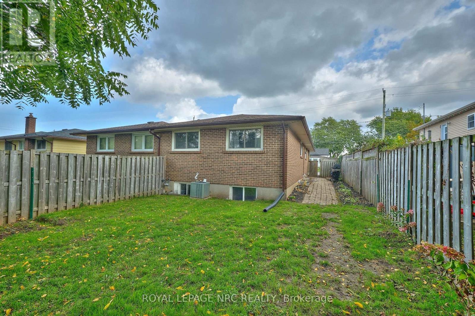 91 Chapel Street N, Thorold (Thorold Downtown), Ontario  L2V 2E5 - Photo 27 - X12424144