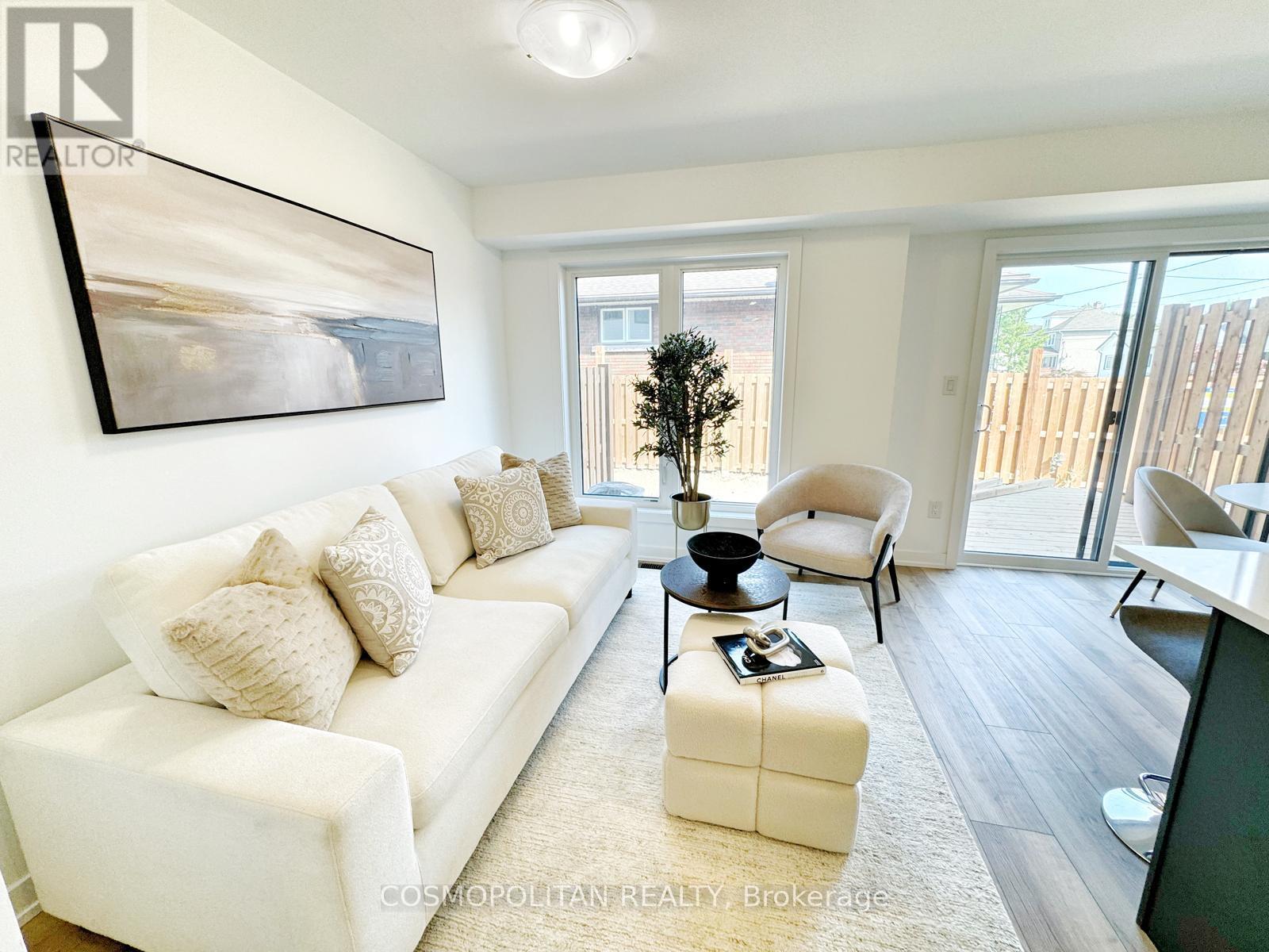 22 Marina Place, Welland, Ontario  L3B 0N7 - Photo 11 - X12424222