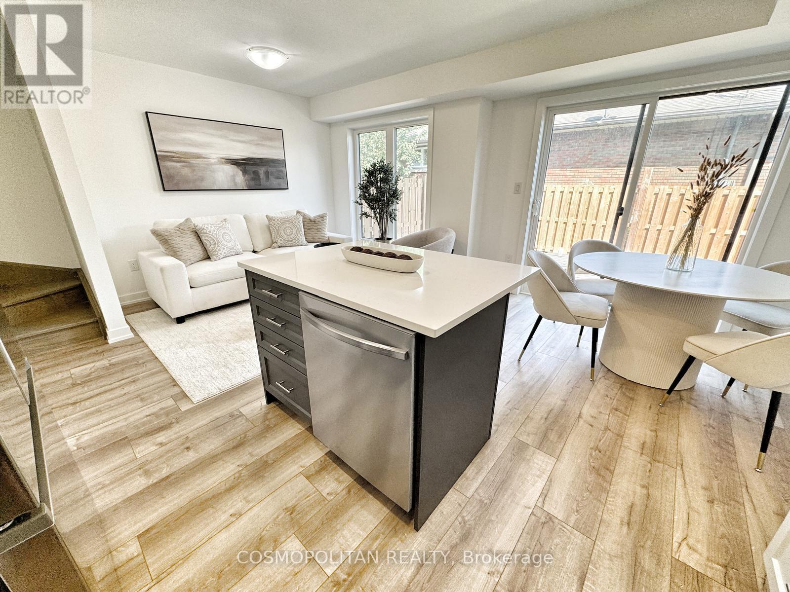 22 Marina Place, Welland, Ontario  L3B 0N7 - Photo 18 - X12424222