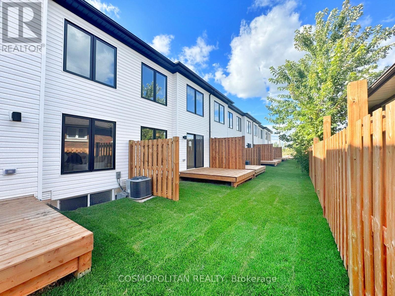 22 Marina Place, Welland, Ontario  L3B 0N7 - Photo 43 - X12424222