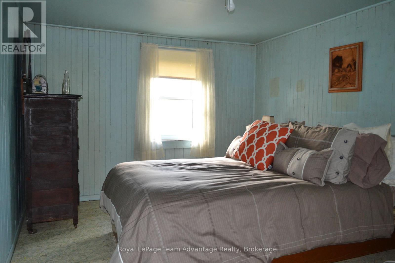 128 Eastside Drive, Parry Sound Remote Area, Ontario  P0G 1A0 - Photo 11 - X12424151
