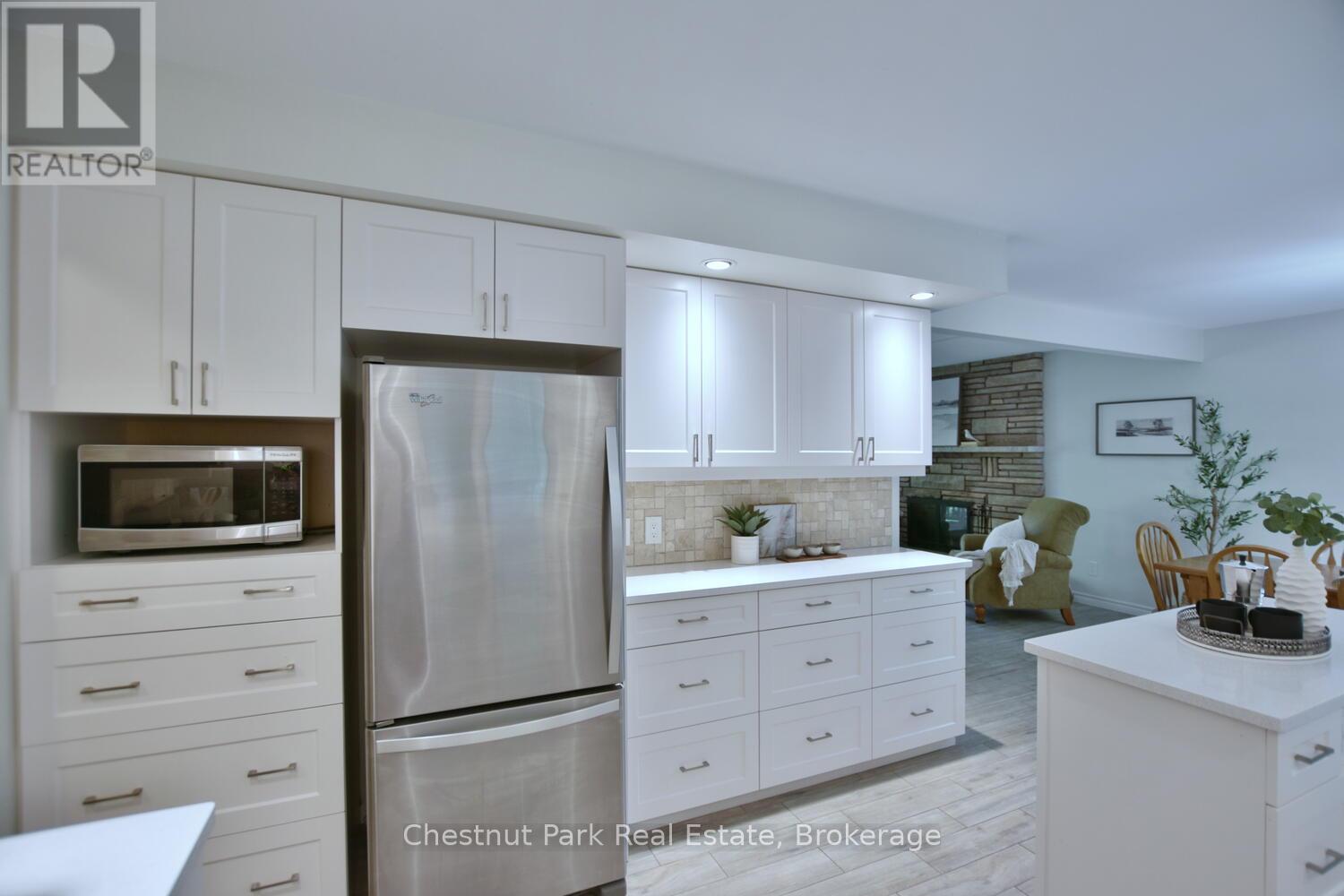 128 Lakewood Drive, Blue Mountains, Ontario  N0H 1J0 - Photo 27 - X12424165