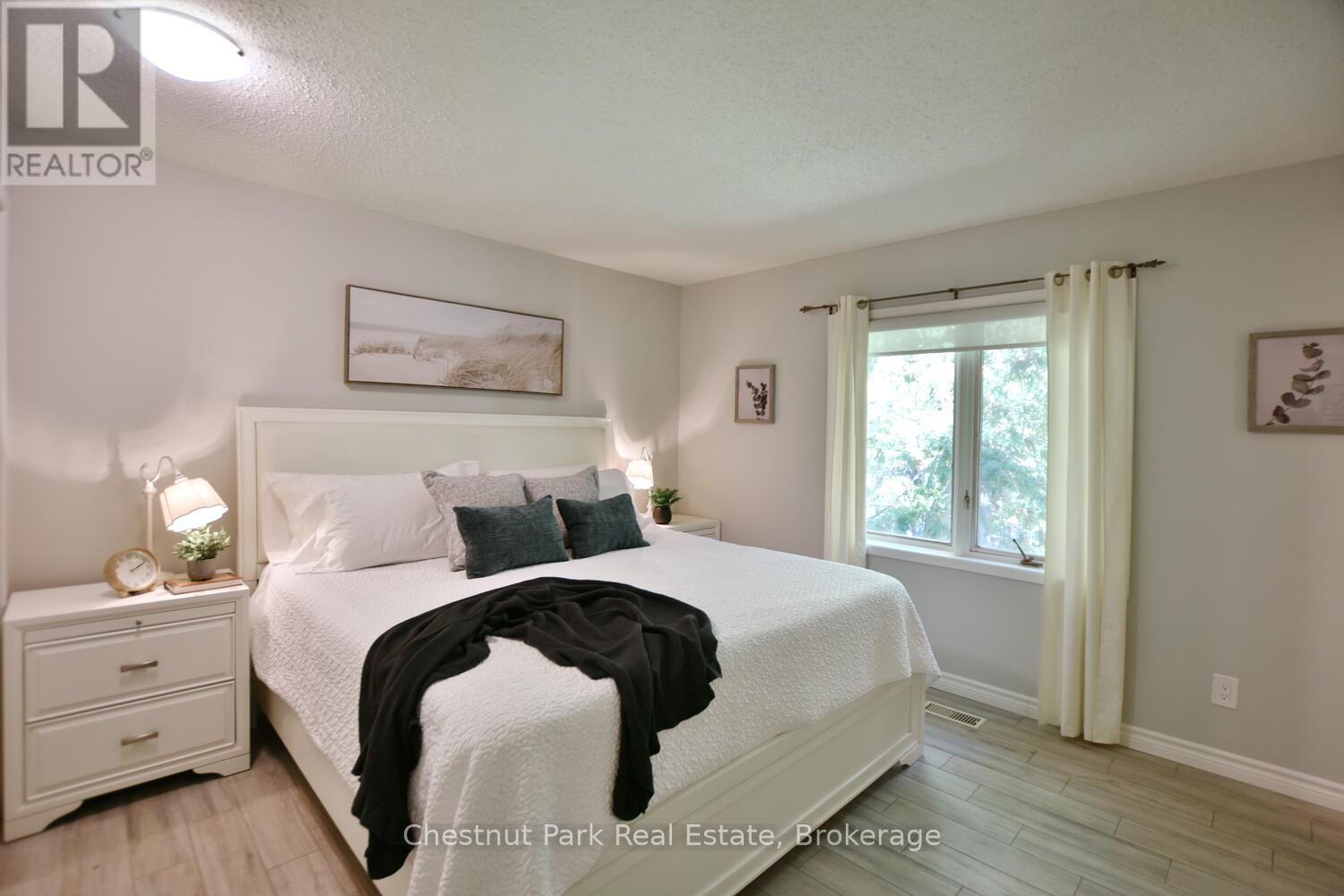 128 Lakewood Drive, Blue Mountains, Ontario  N0H 1J0 - Photo 31 - X12424165