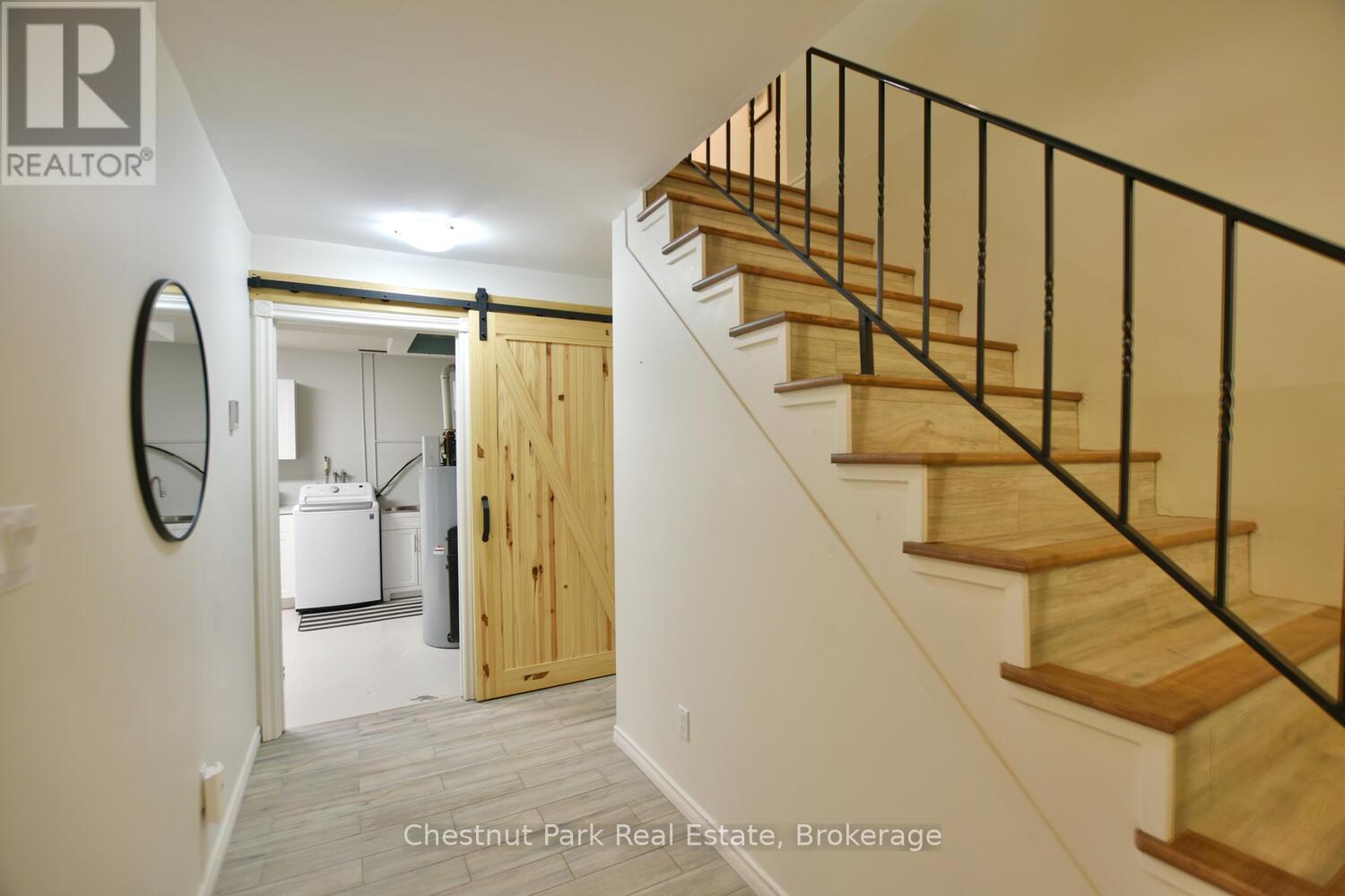 128 Lakewood Drive, Blue Mountains, Ontario  N0H 1J0 - Photo 35 - X12424165