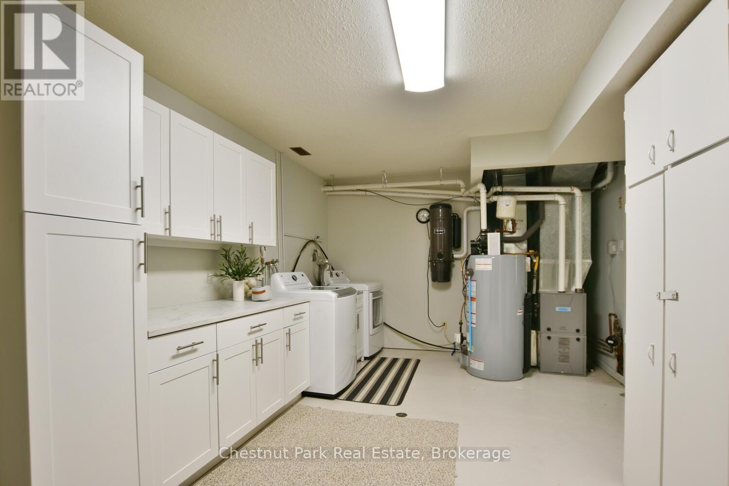 128 Lakewood Drive, Blue Mountains, Ontario  N0H 1J0 - Photo 36 - X12424165
