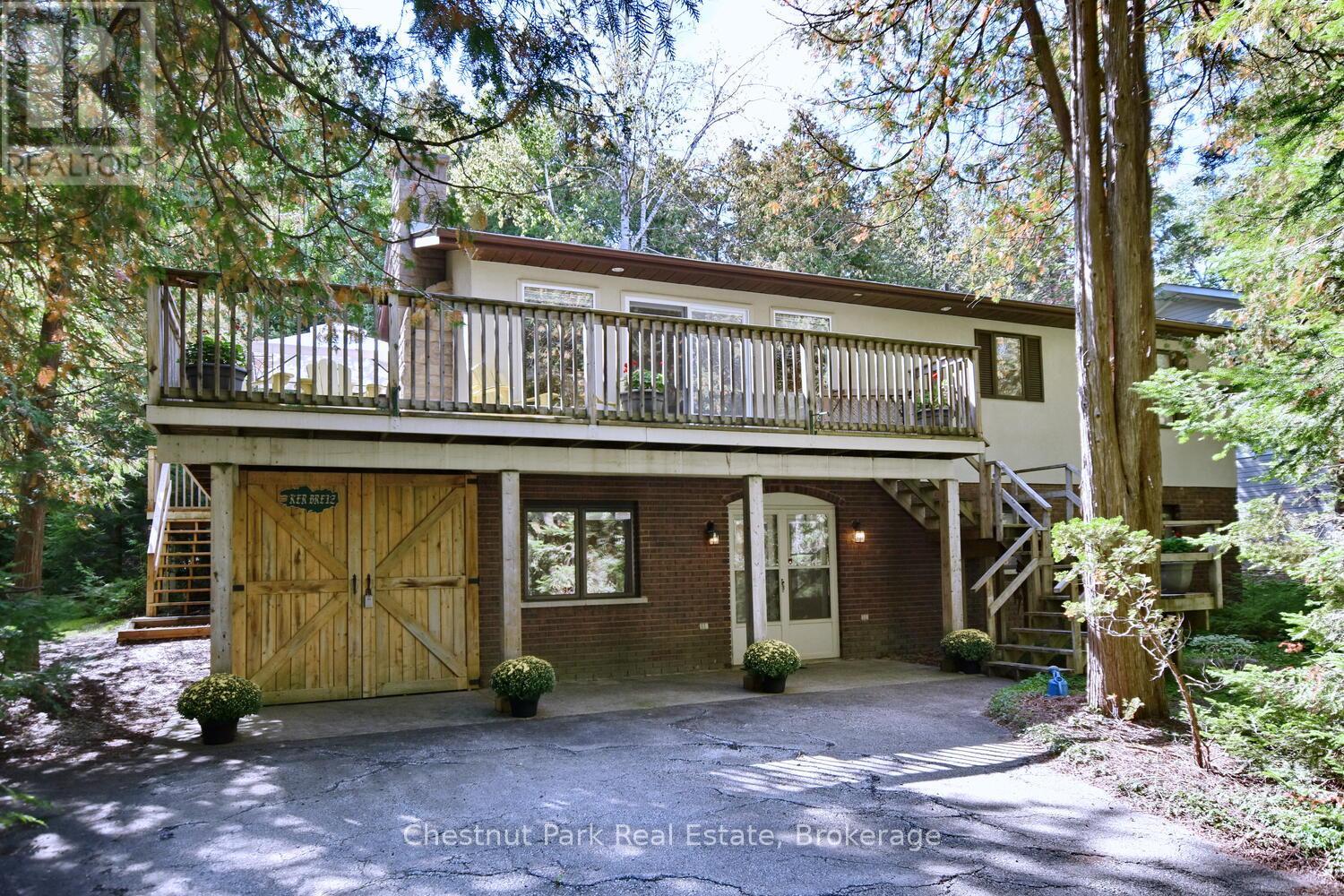 128 Lakewood Drive, Blue Mountains, Ontario  N0H 1J0 - Photo 4 - X12424165