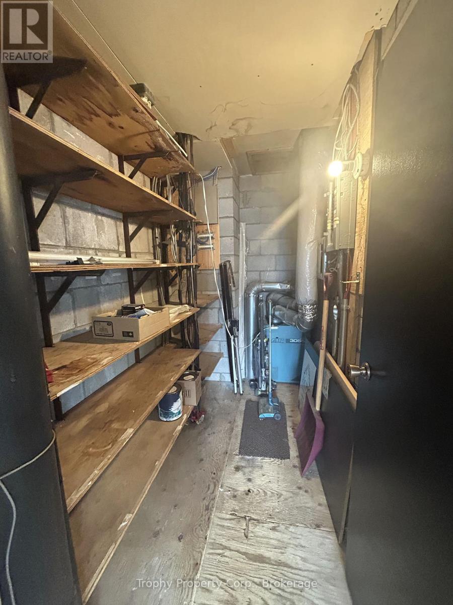 200 - 235 Highland Street, Dysart Et Al, Ontario  K0M 1S0 - Photo 18 - X12424171