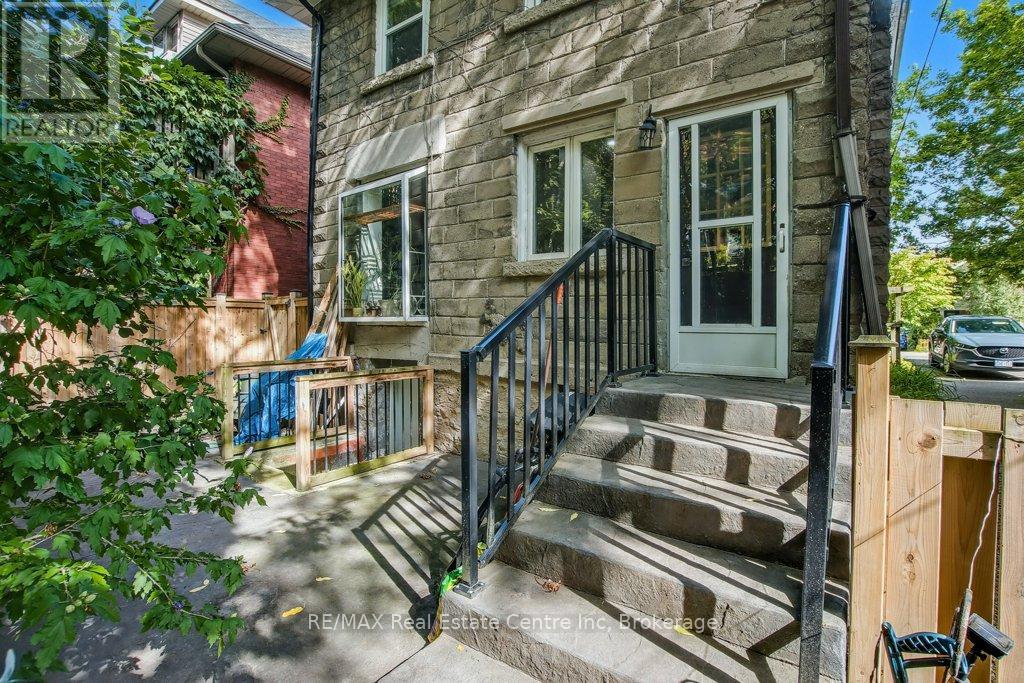 207 Waterloo Avenue, Guelph, Ontario  N1H 3J4 - Photo 21 - X12424209