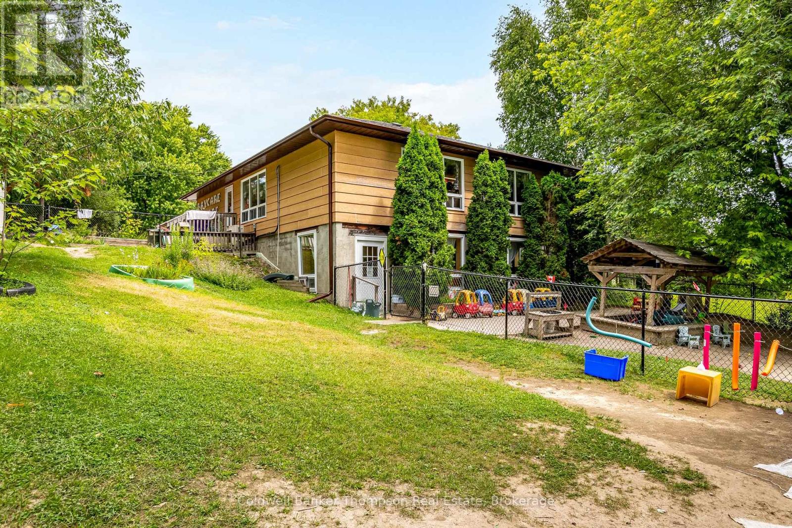 6 Gullins Road, Huntsville, Ontario  P1H 1M6 - Photo 28 - X12424258
