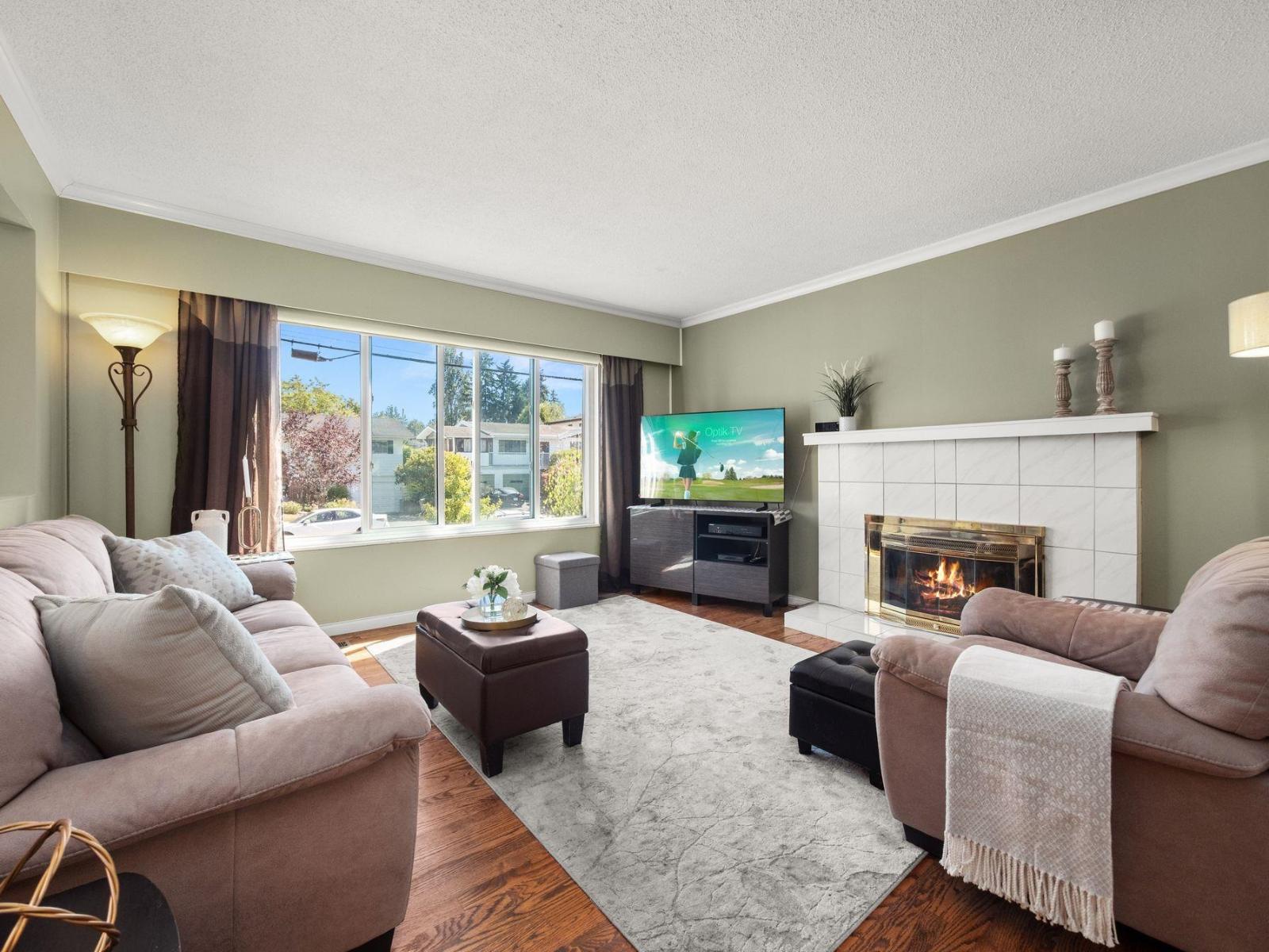 11665 94a Avenue, Delta, British Columbia  V4C 3S4 - Photo 3 - R3051687