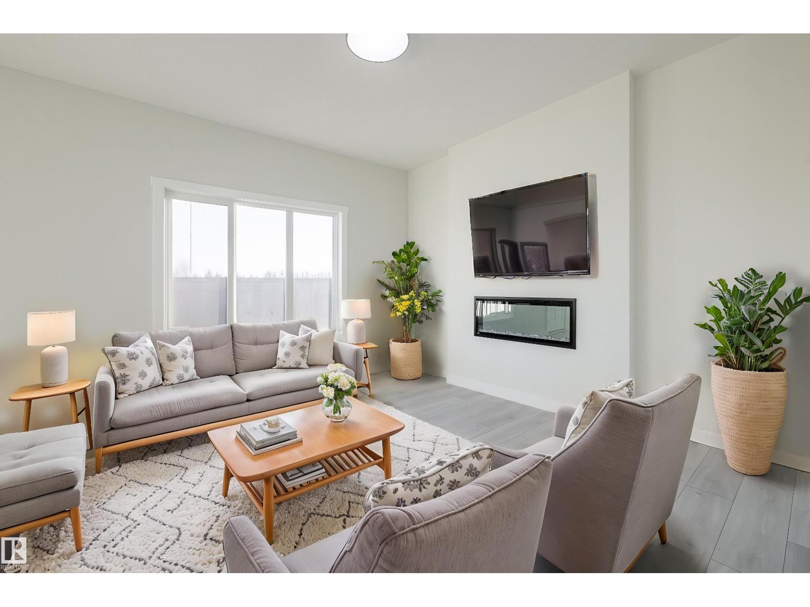 2643 5 Av Sw, Edmonton, Alberta  T6X 3H9 - Photo 3 - E4459224