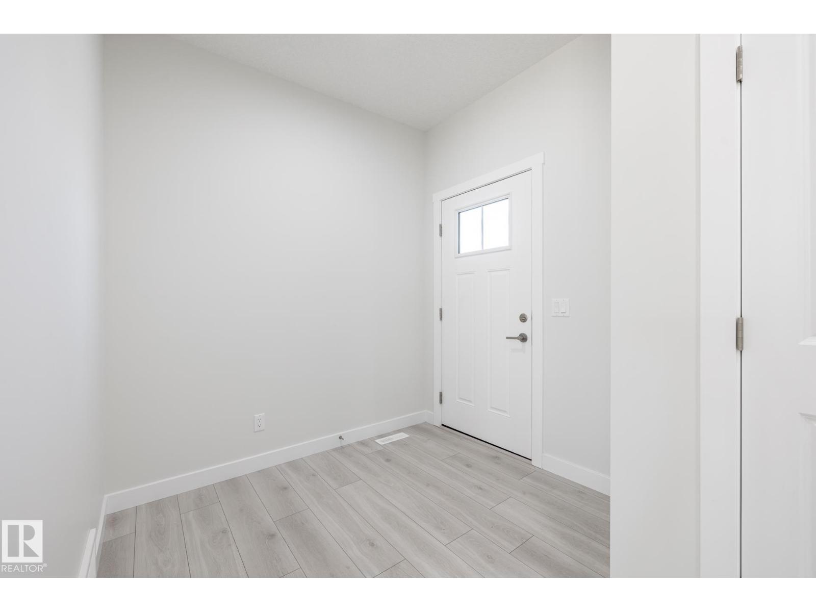 2643 5 Av Sw, Edmonton, Alberta  T6X 3H9 - Photo 8 - E4459224