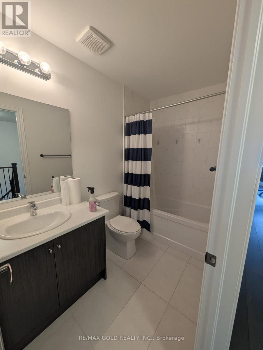22 Faye Street, Brampton, Ontario  L6P 4M9 - Photo 19 - W12424108