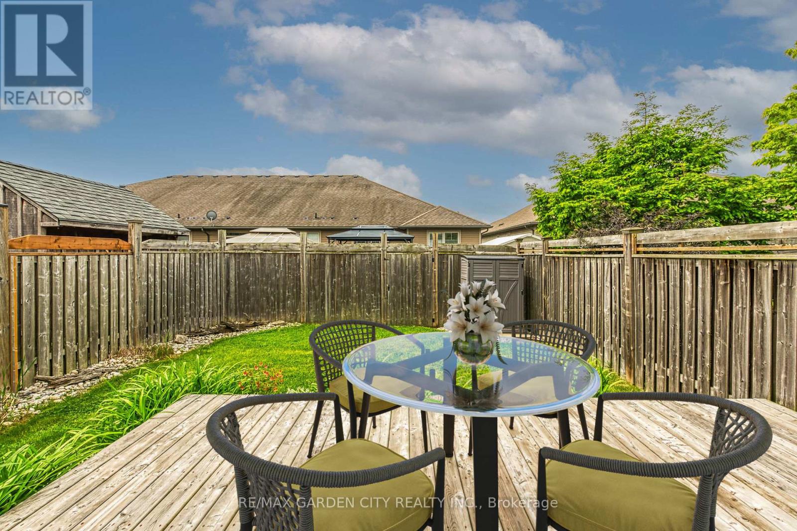 24 Manorwood Drive, West Lincoln, Ontario  L0R 2A0 - Photo 19 - X12424079