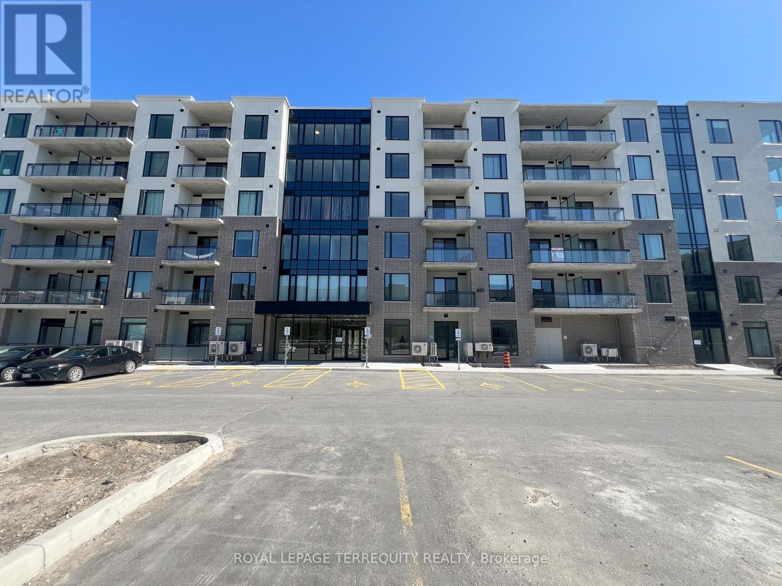 416 - 107 Roger Street, Waterloo, Ontario  N2J 0G3 - Photo 1 - X12424086