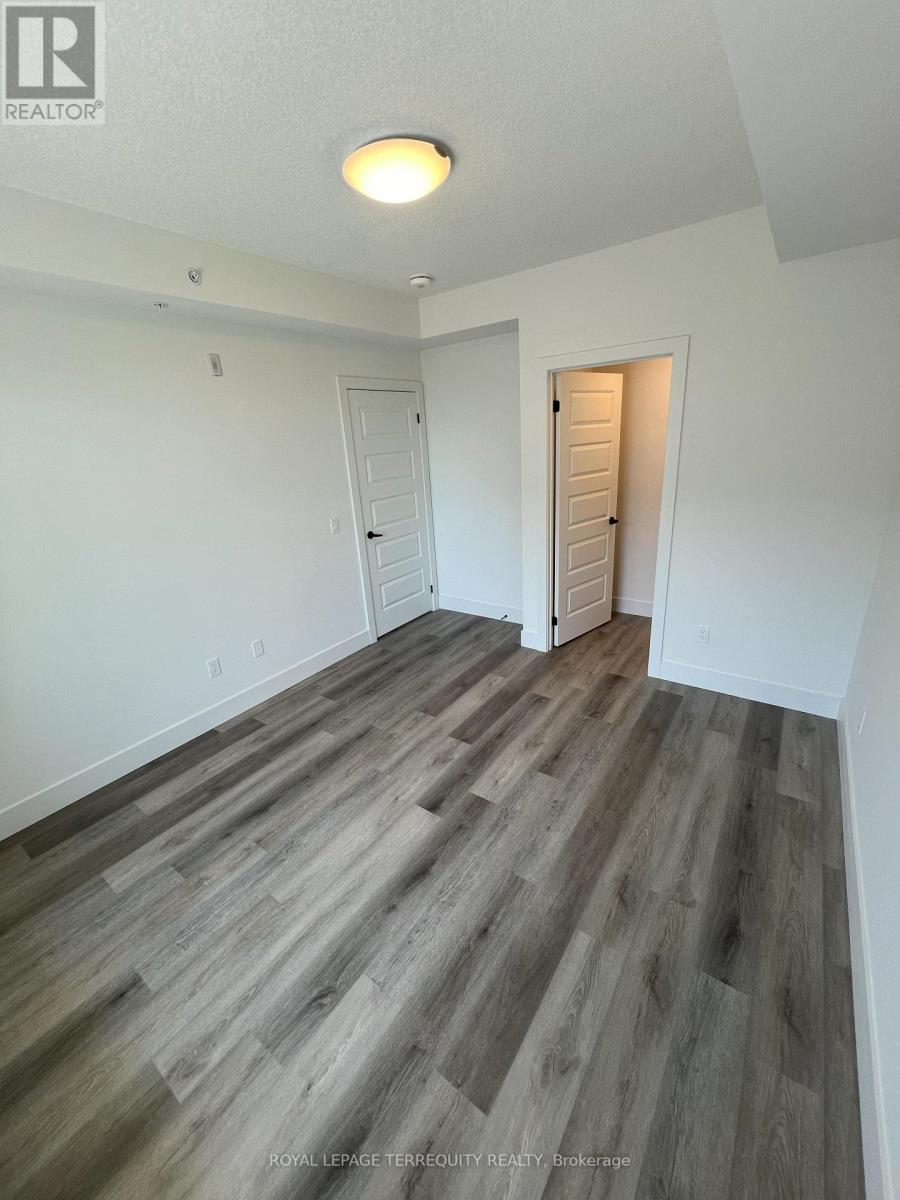 416 - 107 Roger Street, Waterloo, Ontario  N2J 0G3 - Photo 13 - X12424086