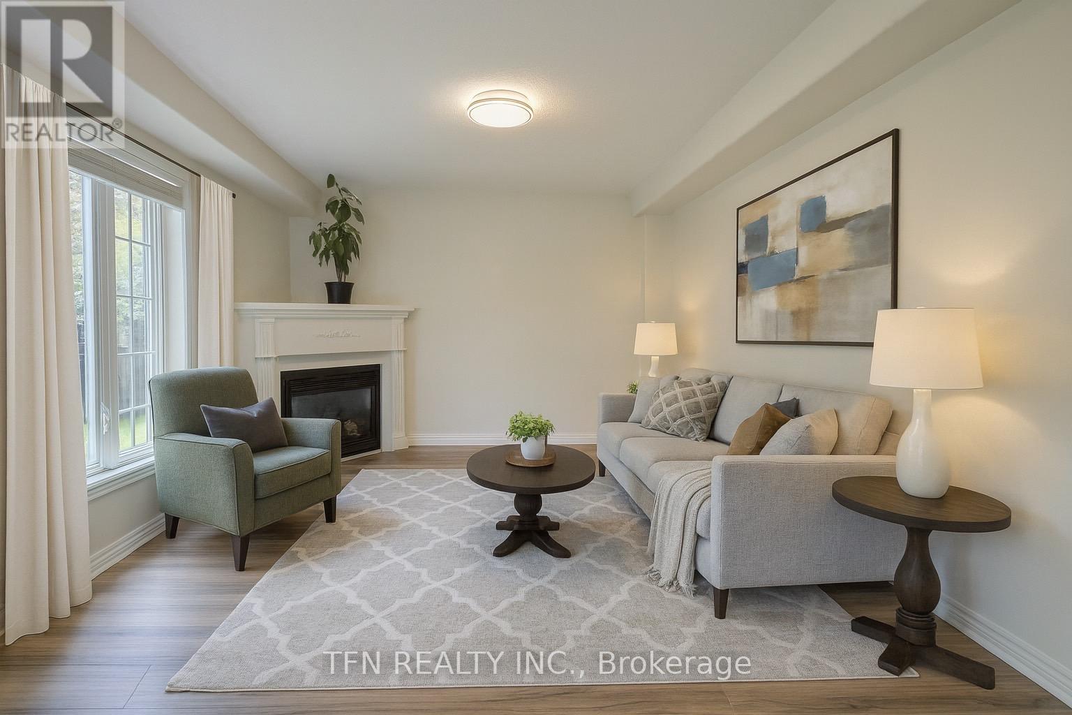 34 Balmoral Place, Barrie, Ontario  L4N 0Y9 - Photo 3 - S12338001
