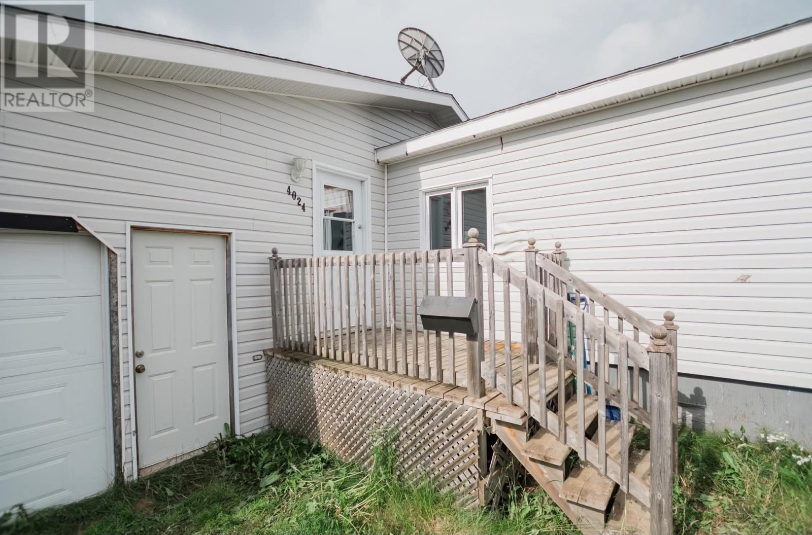 4024 Quartzite Crescent, Labrador City, Newfoundland & Labrador  A2V 2S6 - Photo 2 - 1289010
