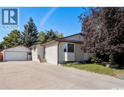 405 Lloyd Crescent Pacific Heights, Saskatoon, Ca