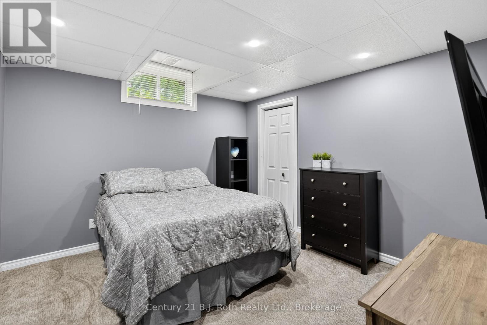 83 Wozniak Road, Penetanguishene, Ontario  L9M 1W6 - Photo 31 - S12418651