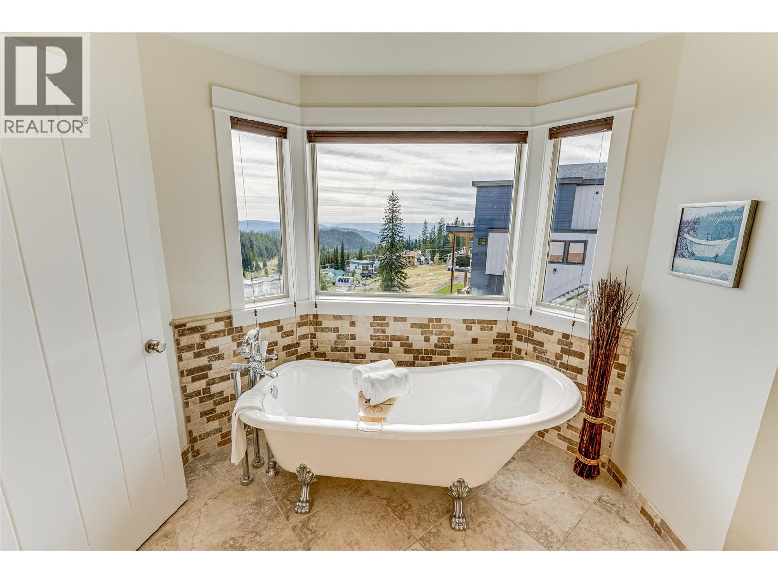 130 Arnica Lane, Silver Star, British Columbia  V1B 0S2 - Photo 39 - 10363862