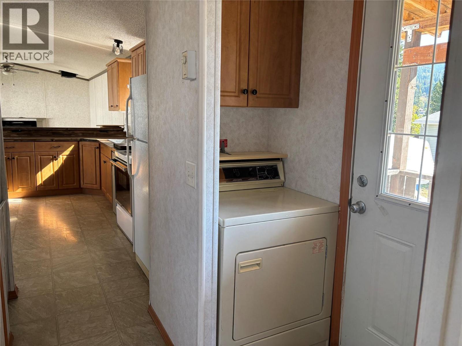 10 Nelson Avenue Unit# 4, Fruitvale, British Columbia  V0G 1L0 - Photo 9 - 10362853