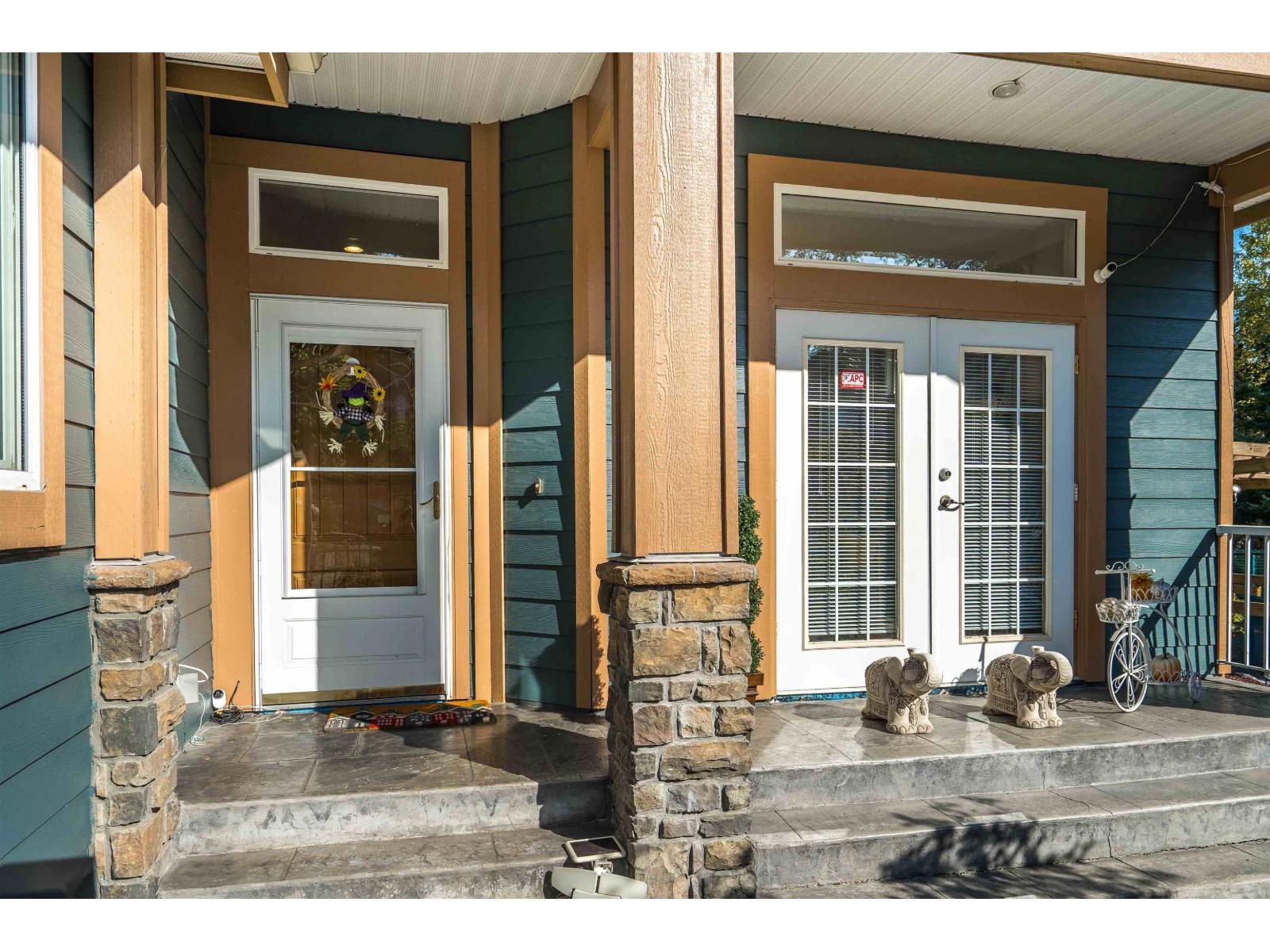 11455 154a Street, Surrey, British Columbia  V3R 2V7 - Photo 4 - R3050344