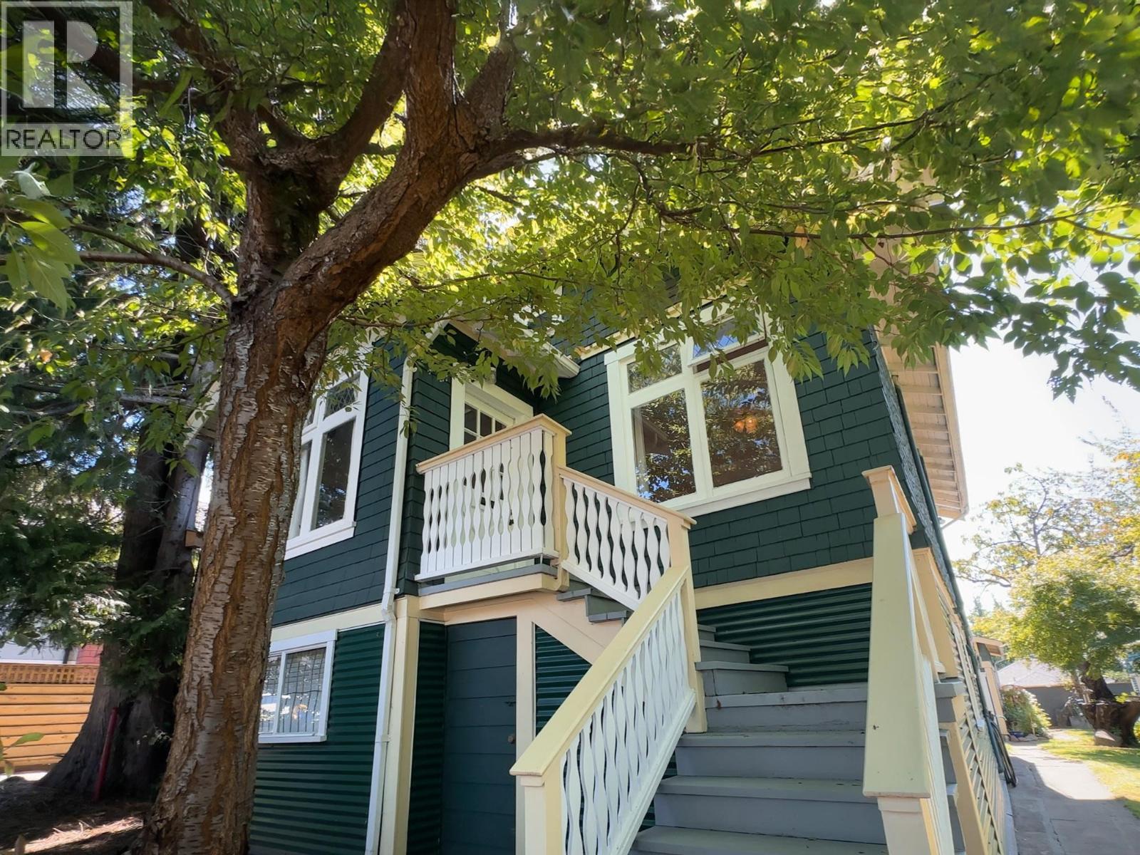 3336 E Georgia Street, Vancouver, British Columbia  V5K 2L4 - Photo 1 - R3046594