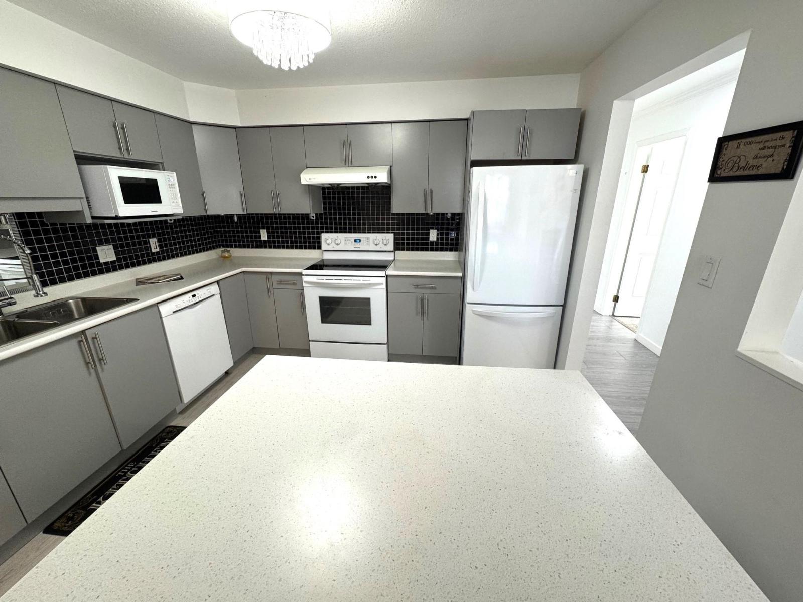 210 33110 George Ferguson Way, Abbotsford, British Columbia  V2S 2L5 - Photo 12 - R3051806