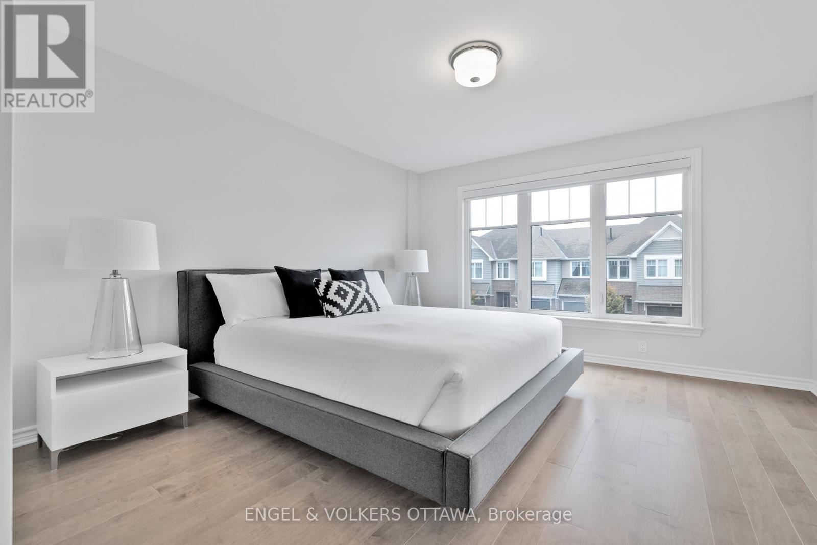 610 Egret Way, Ottawa, Ontario  K2J 6K9 - Photo 23 - X12424341