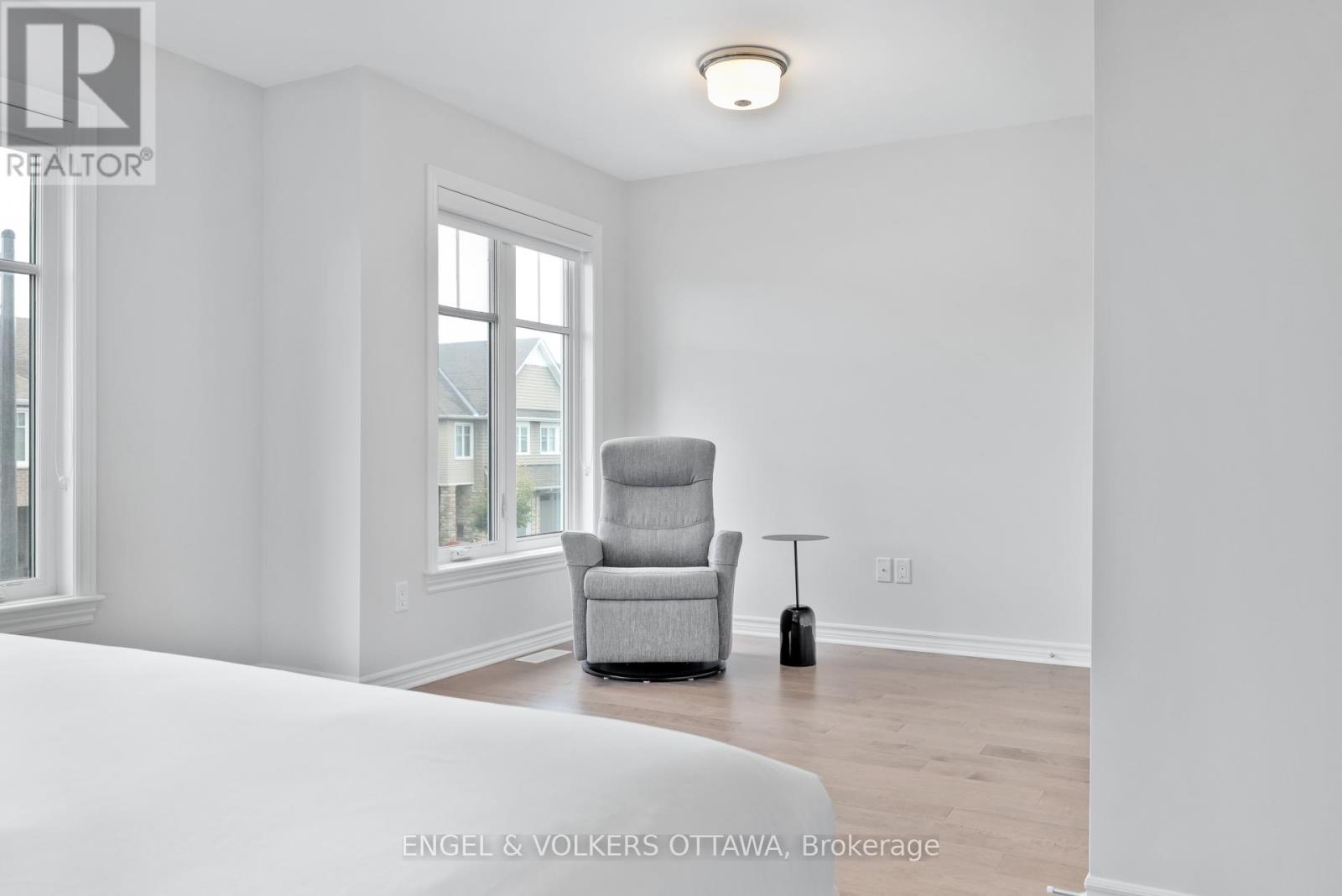 610 Egret Way, Ottawa, Ontario  K2J 6K9 - Photo 25 - X12424341