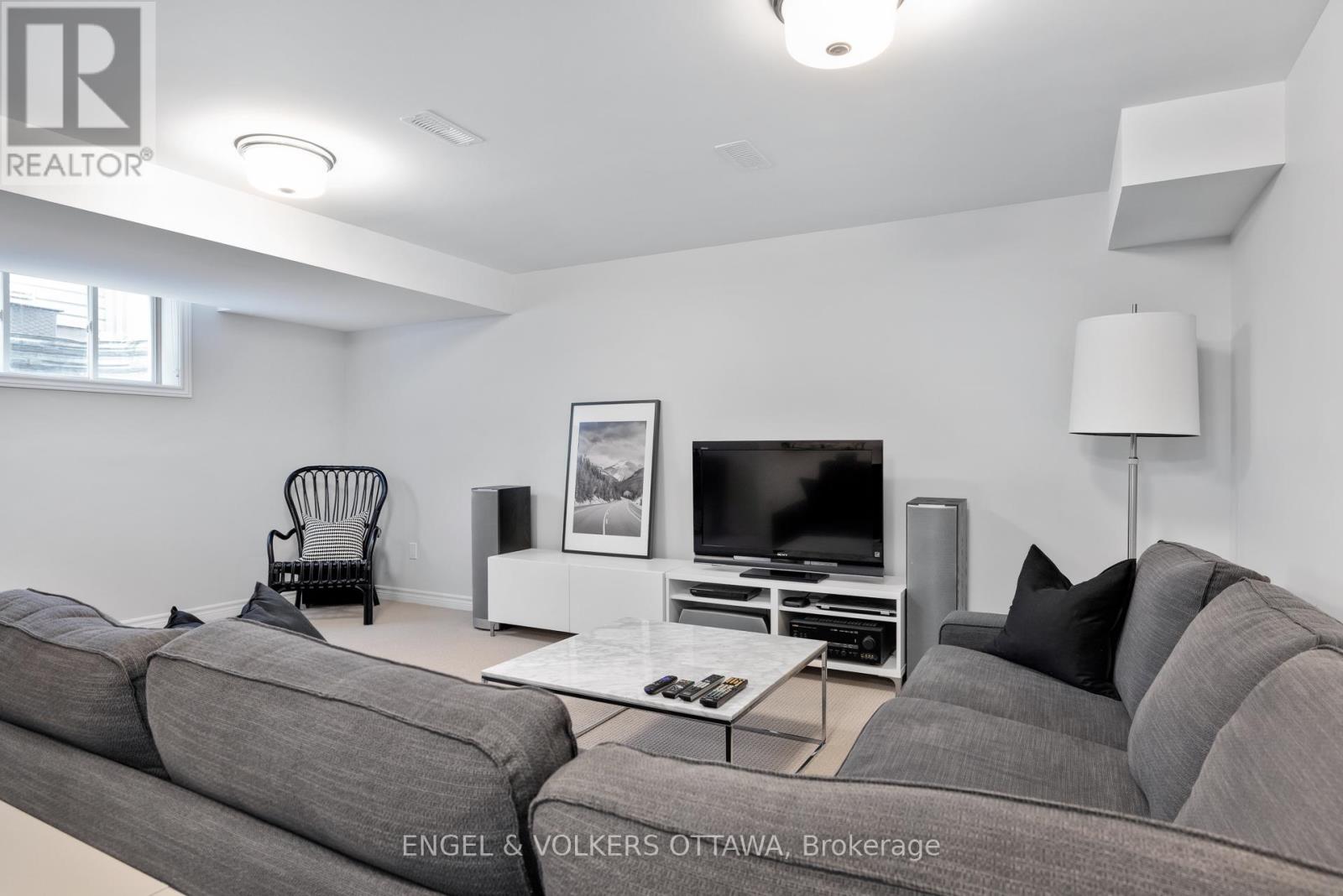 610 Egret Way, Ottawa, Ontario  K2J 6K9 - Photo 35 - X12424341