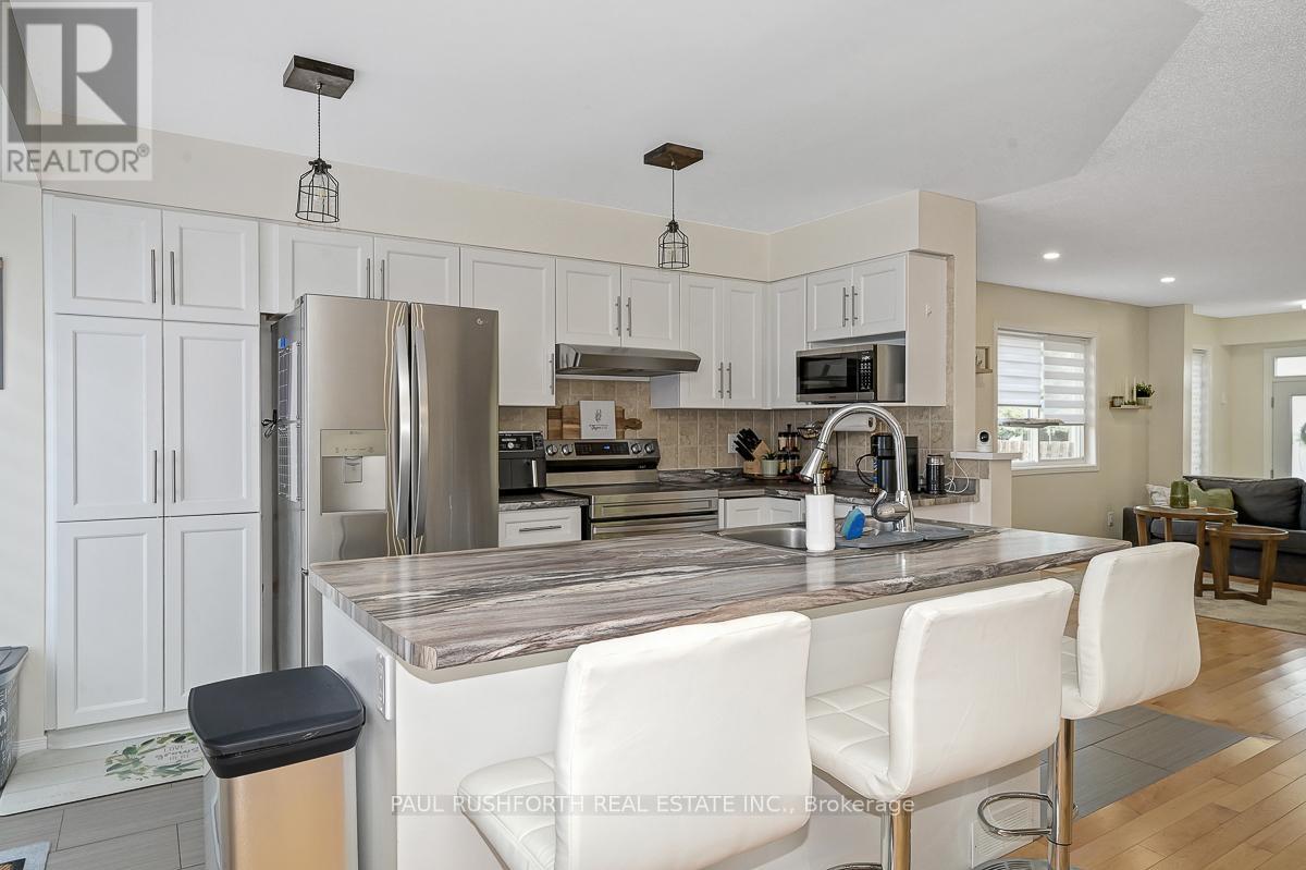 2087 Breezewood Street, Ottawa, Ontario  K4A 4R7 - Photo 11 - X12424363