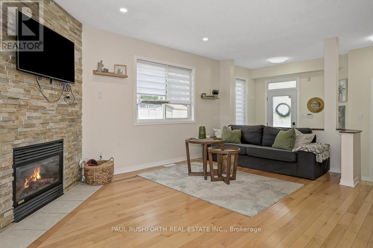 2087 Breezewood Street, Ottawa, Ontario  K4A 4R7 - Photo 5 - X12424363