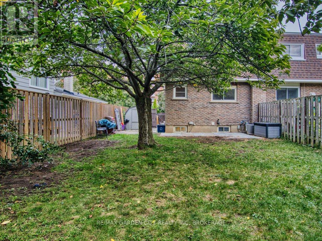 18 Prince Paul Crescent, St. Catharines, Ontario  L2N 3A9 - Photo 29 - X12424342