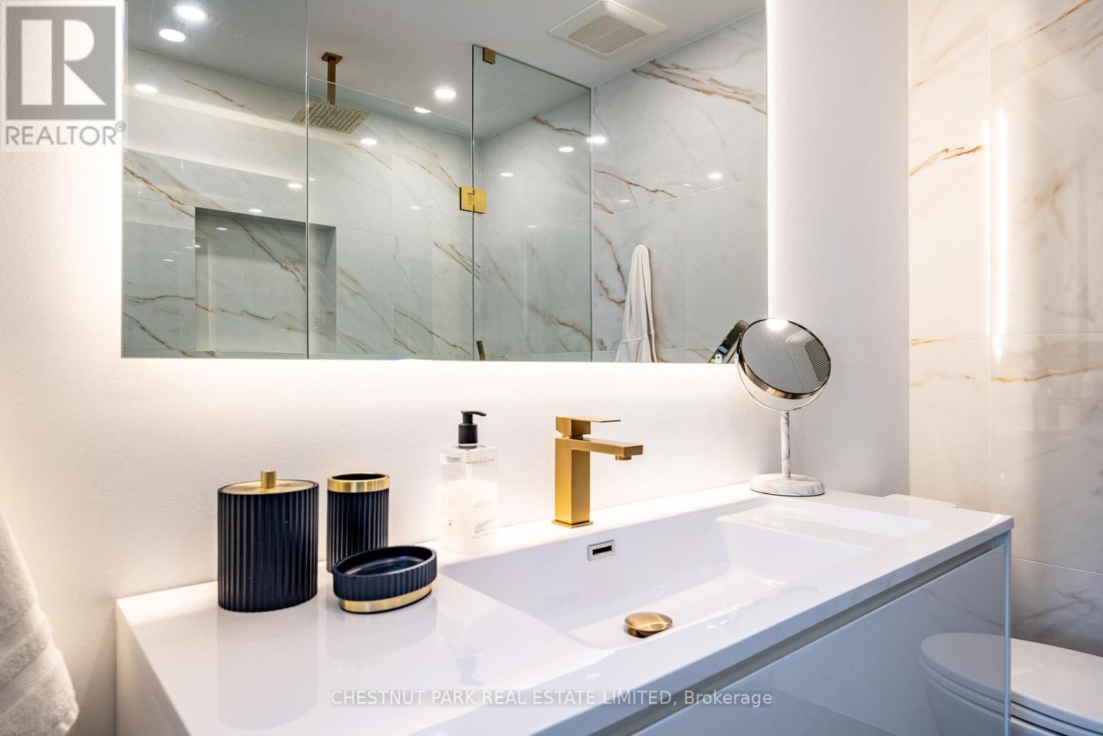 414 Bedford Park Avenue, Toronto, Ontario  M5M 1K1 - Photo 27 - C12424153