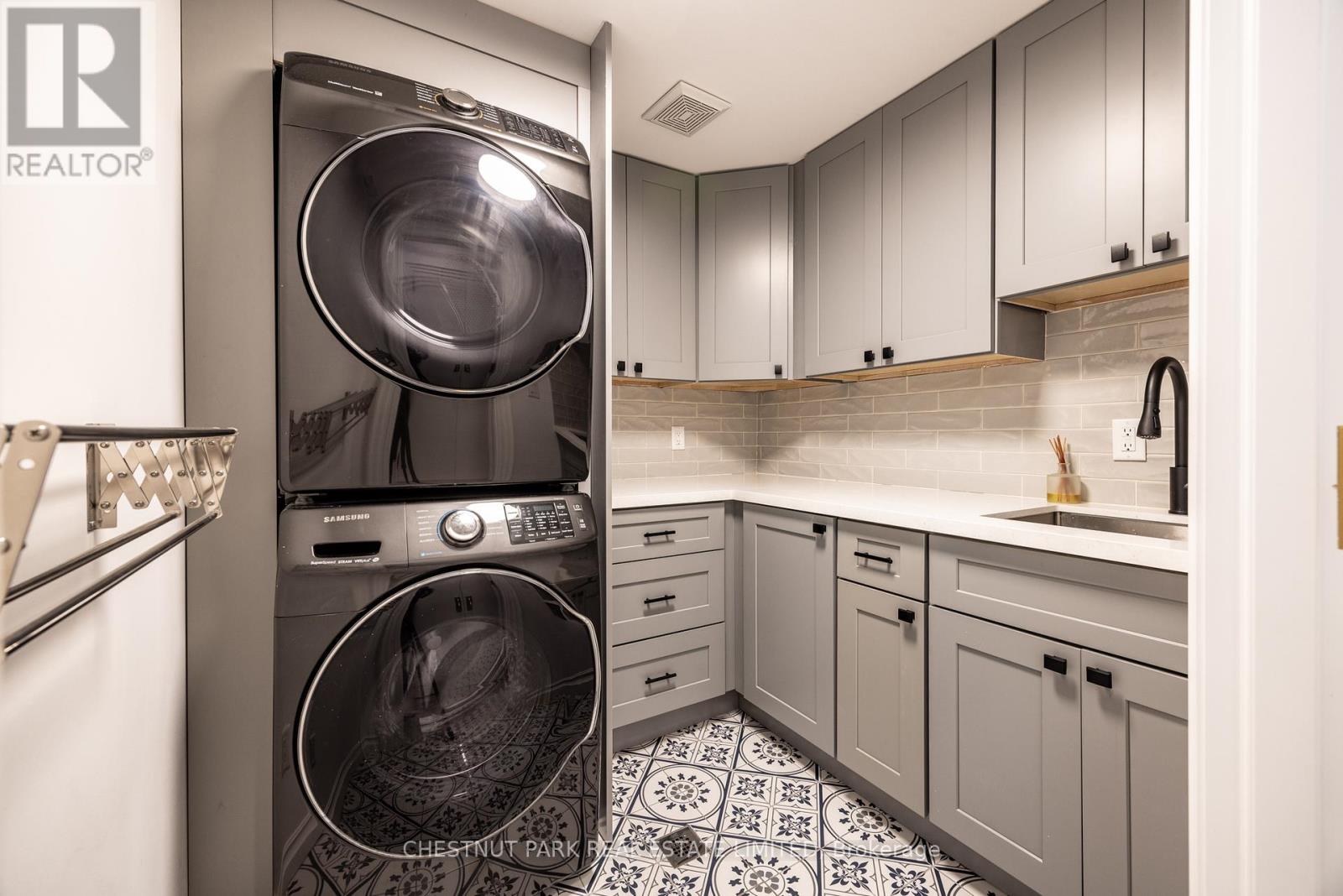 414 Bedford Park Avenue, Toronto, Ontario  M5M 1K1 - Photo 37 - C12424153