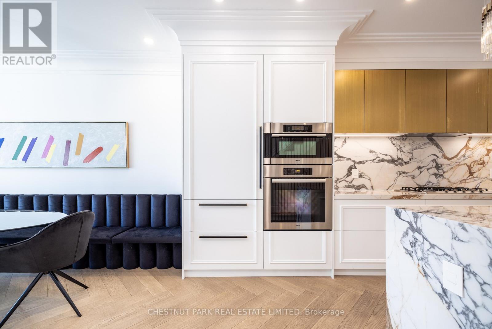 414 Bedford Park Avenue, Toronto, Ontario  M5M 1K1 - Photo 7 - C12424153